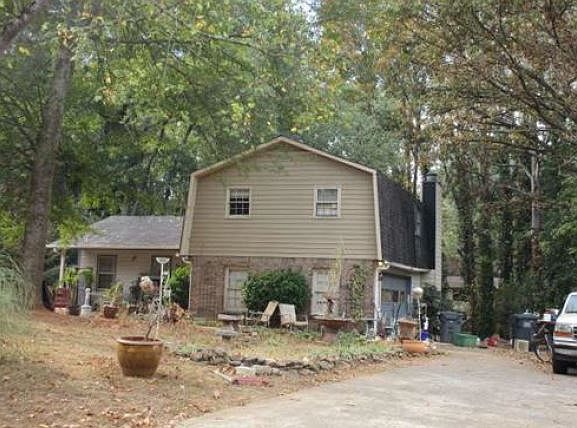 2nd image of 975 Camp Creek Dr