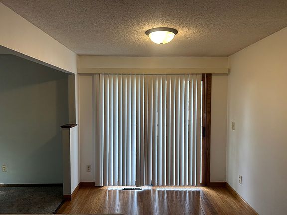 3rd image of 1601 85th Ave NE #1