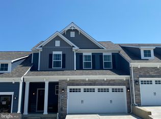 2908 Town View Cir, New Windsor, MD 21776