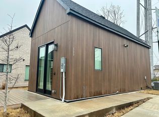 505 N 8th St, Rogers, AR 72756