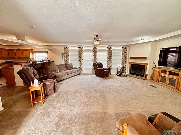 5th image of 2111 E Van Buren Ave