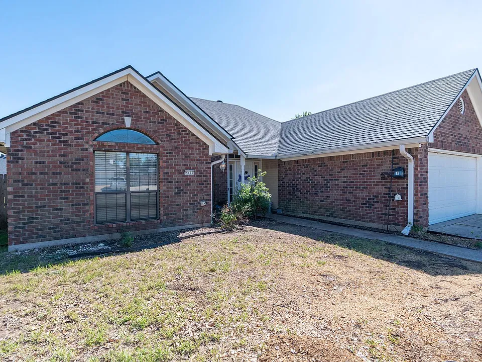 5426 Claire Ct