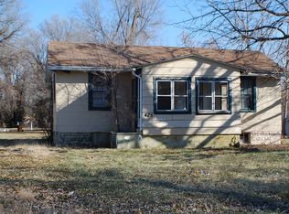 425 Godin Ave, Cahokia, IL 62206