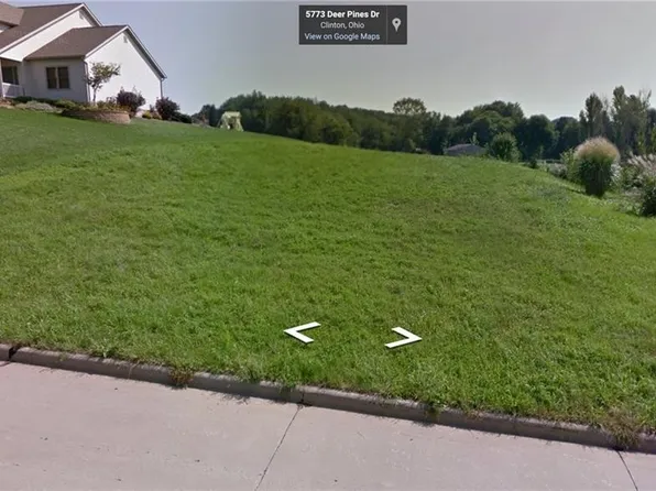 5773 Deer Pines Dr, Clinton, OH 44216