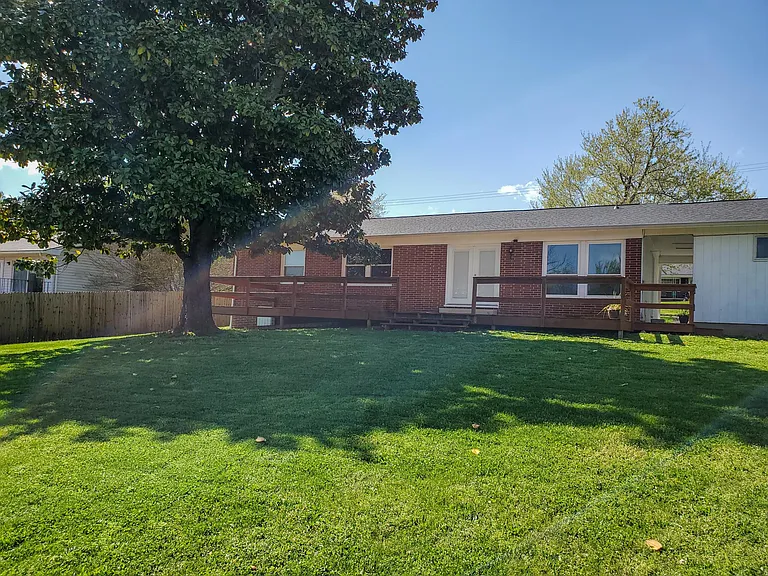 5508 Cliffwood Rd — Photo 2
