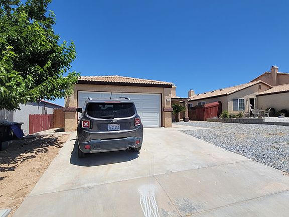 3rd image of 16918 Sorrento Ln
