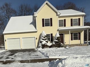 123 Hidden Valley Dr, Meriden, CT 06451