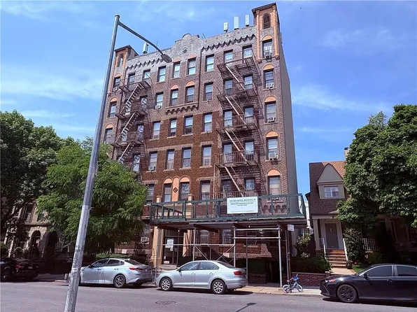 219 78th St APT 2D, Brooklyn, NY 11209
