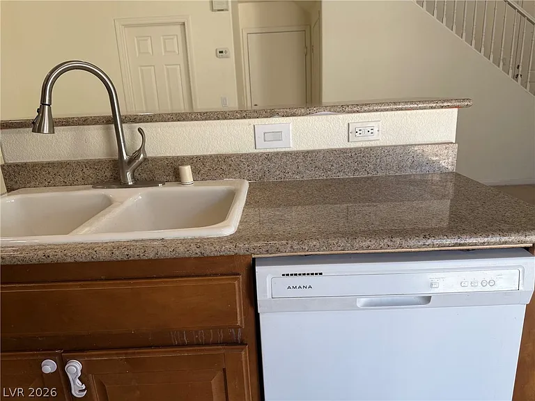 6503 Holyrod Park Ct — Photo 8