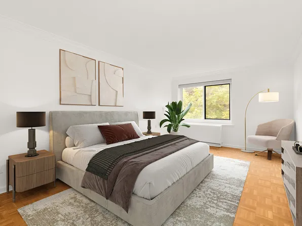 100 West 89th Street image 8 of 21