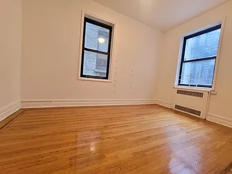 Rented by Lang Realty LLC