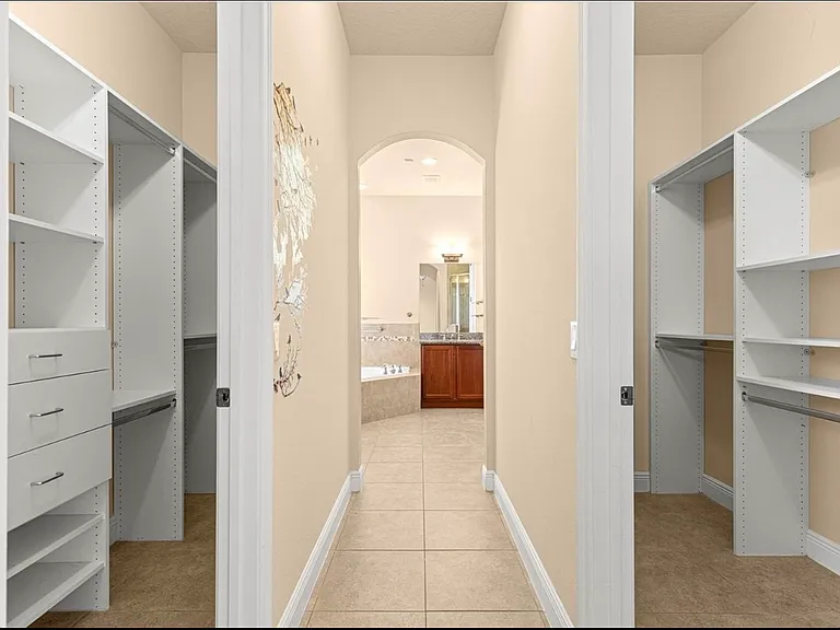 417 Crestrun Loop — Photo 12