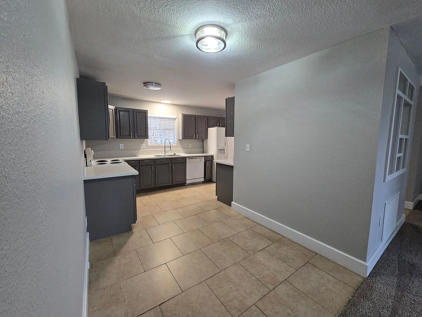 Beautifully Remodeled 2-Bedroom, 2-Bath Townhouse at 560 Greenbriar Townhouse Way A Must-See Gem! — Photo 4