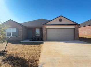 504 SW 11th St, Newcastle, OK 73065