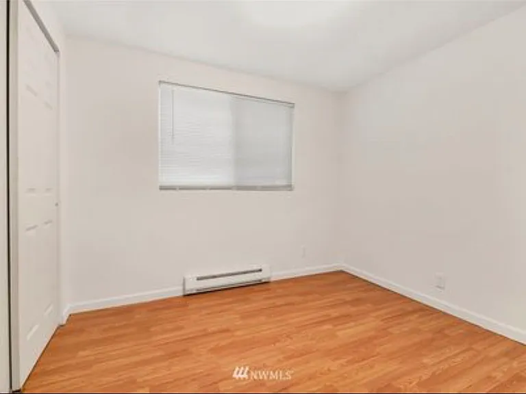 1417 Grand Ave — Photo 16