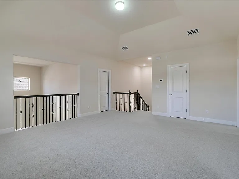 3009 Silvergrass Cv — Photo 24