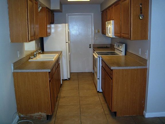 2nd image of 5604 Shasta Dr