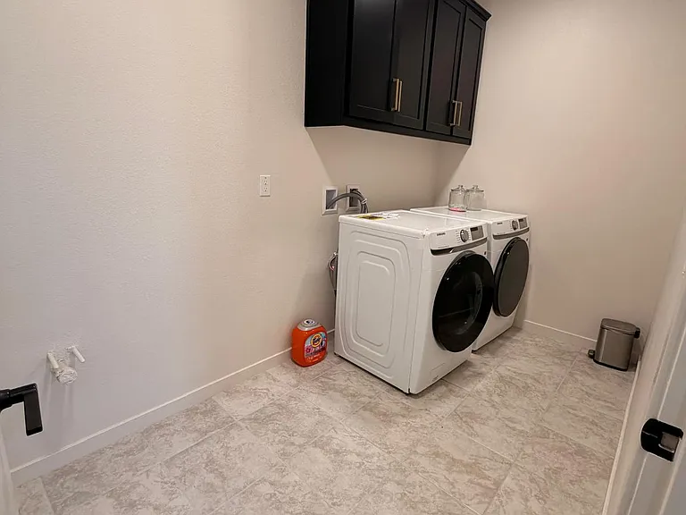 Washer Dryer area