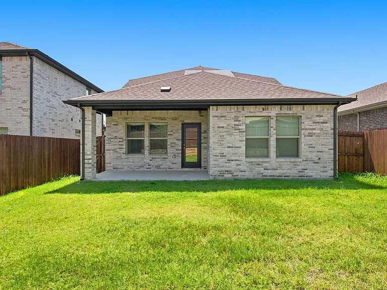 810 Honeydew Ln — Photo 23