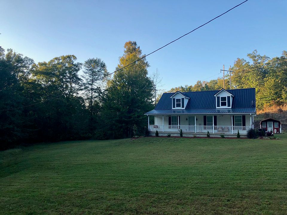 1st image of 250 Dogwood Ln