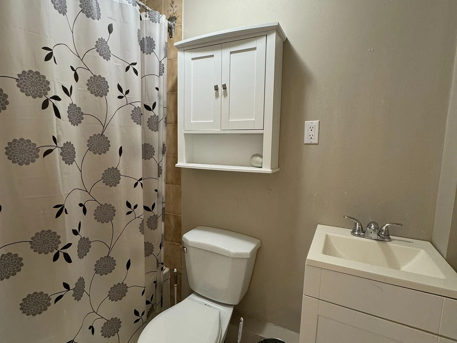 2 bed, $1,450 — Photo 4