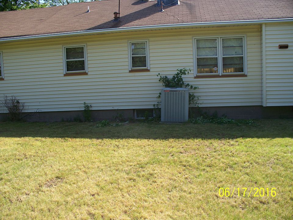 2nd image of 22 Crestview Dr