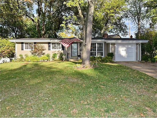 912 Nana Ln photo 1