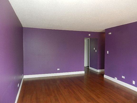 4th image of 1033 Buccaneer Dr APT 5