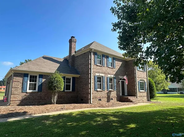 106 Mar Lyn Dr, Gadsden, AL 35901