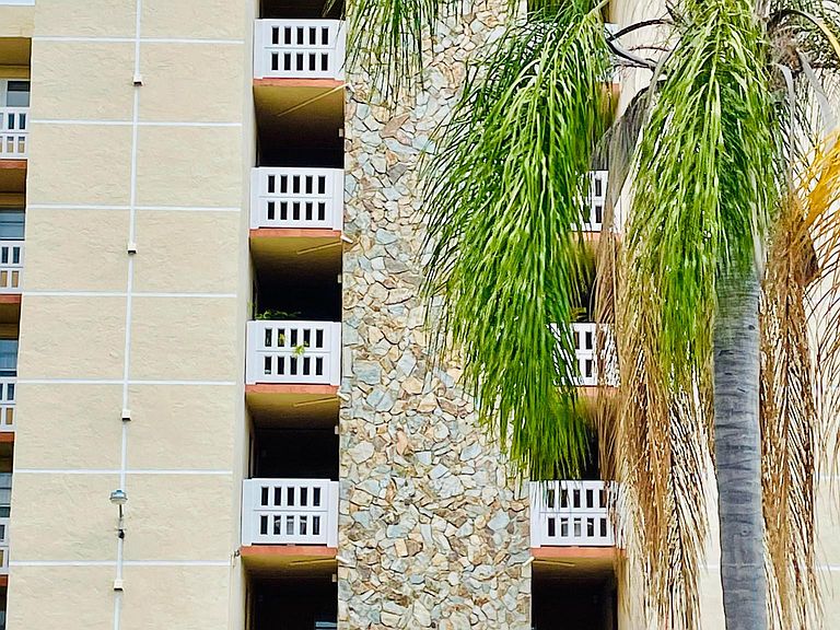 Meadowbrook Lakes View Condominiums Dania, FL Zillow