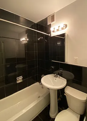 Rented by Level Group | media 5