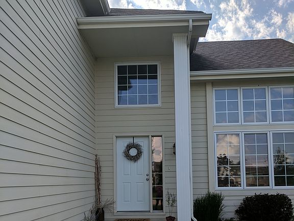 3rd image of 1140 Mallard Bay Pl