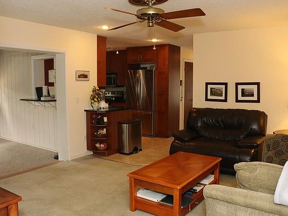5th image of 1031 Manchester Cir