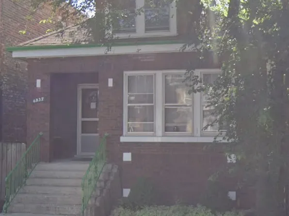 6832 S Maplewood Ave, Chicago, IL 60629