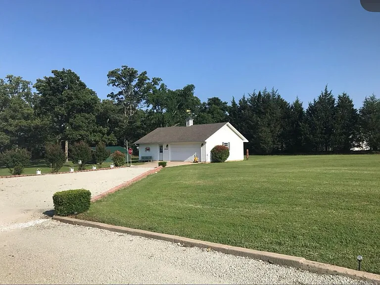 County Road 3589 — Photo 15