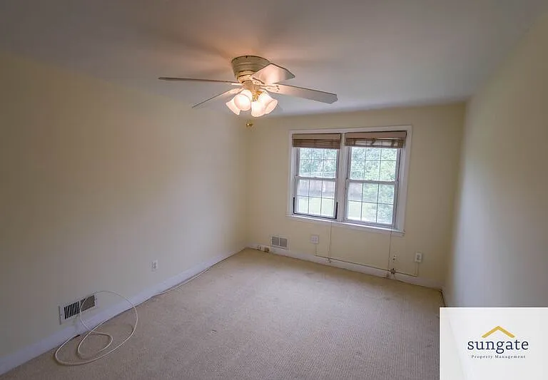 8616 Pleasant Plains Rd — Photo 21