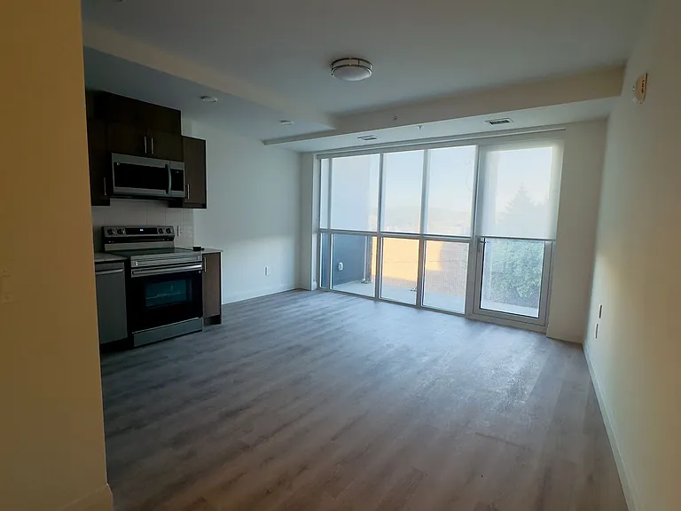1333 Weber St E #304 — Photo 13