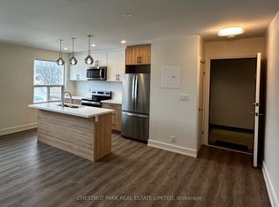 6 Wingreen Ct #4, Toronto, ON M3B 1B9