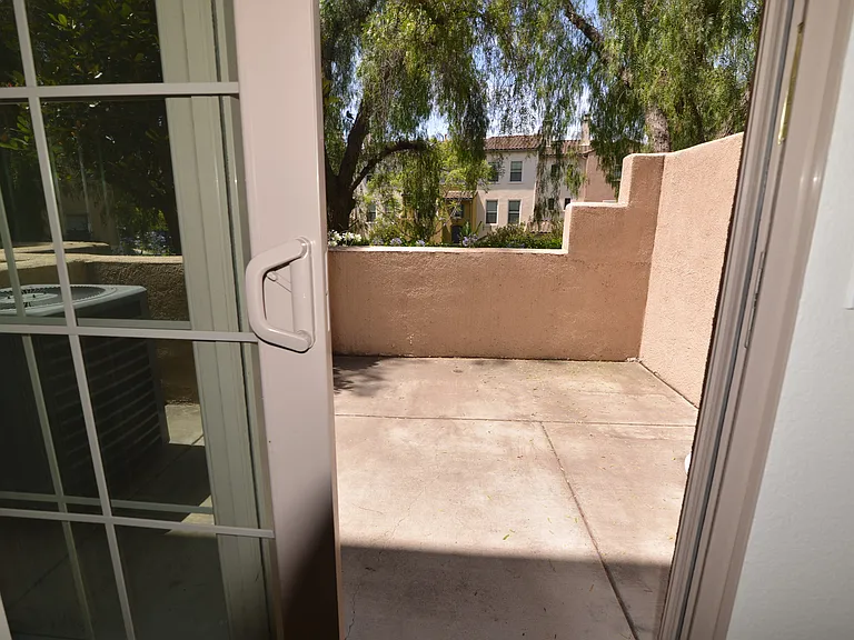 1299 Blue Jean Way #2 — Photo 4