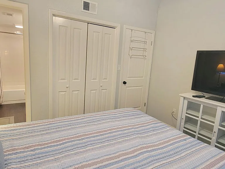 401 Island Ave — Photo 10