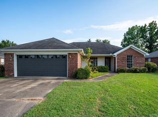 2725 Longbow Ln, Conway, AR 72034
