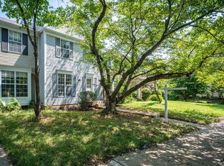 7925 Capricorn Ter, Rockville, MD 20855