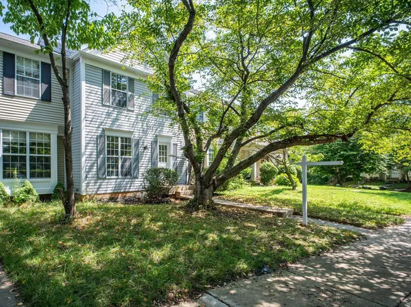 7925 Capricorn Ter, Rockville, MD 20855