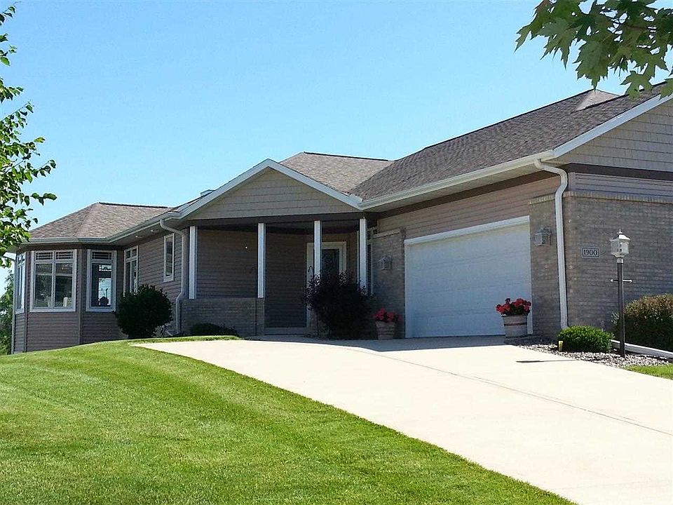 1st image of 1900 Meadow Dr #1900