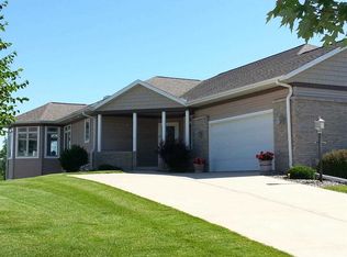 1900 Meadow Dr #1900, Stoughton, WI 53589