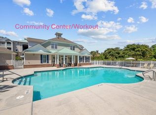 100 Gateway Dr #114, Holly Ridge, NC 28445