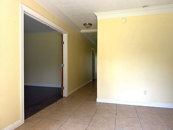 2nd image of 760 Avenue A