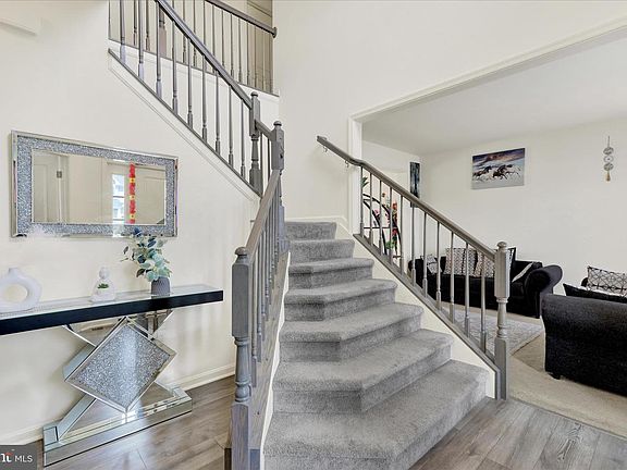 4th image of 69 Bennington Way