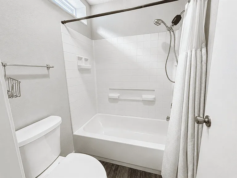 1034 Ericson Dr — Photo 14