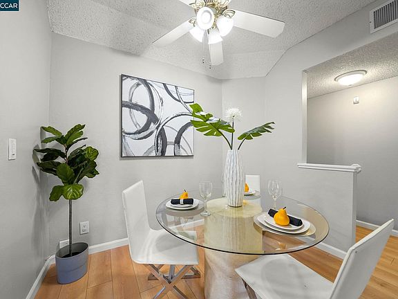 4th image of 25930 Kay Ave APT 201